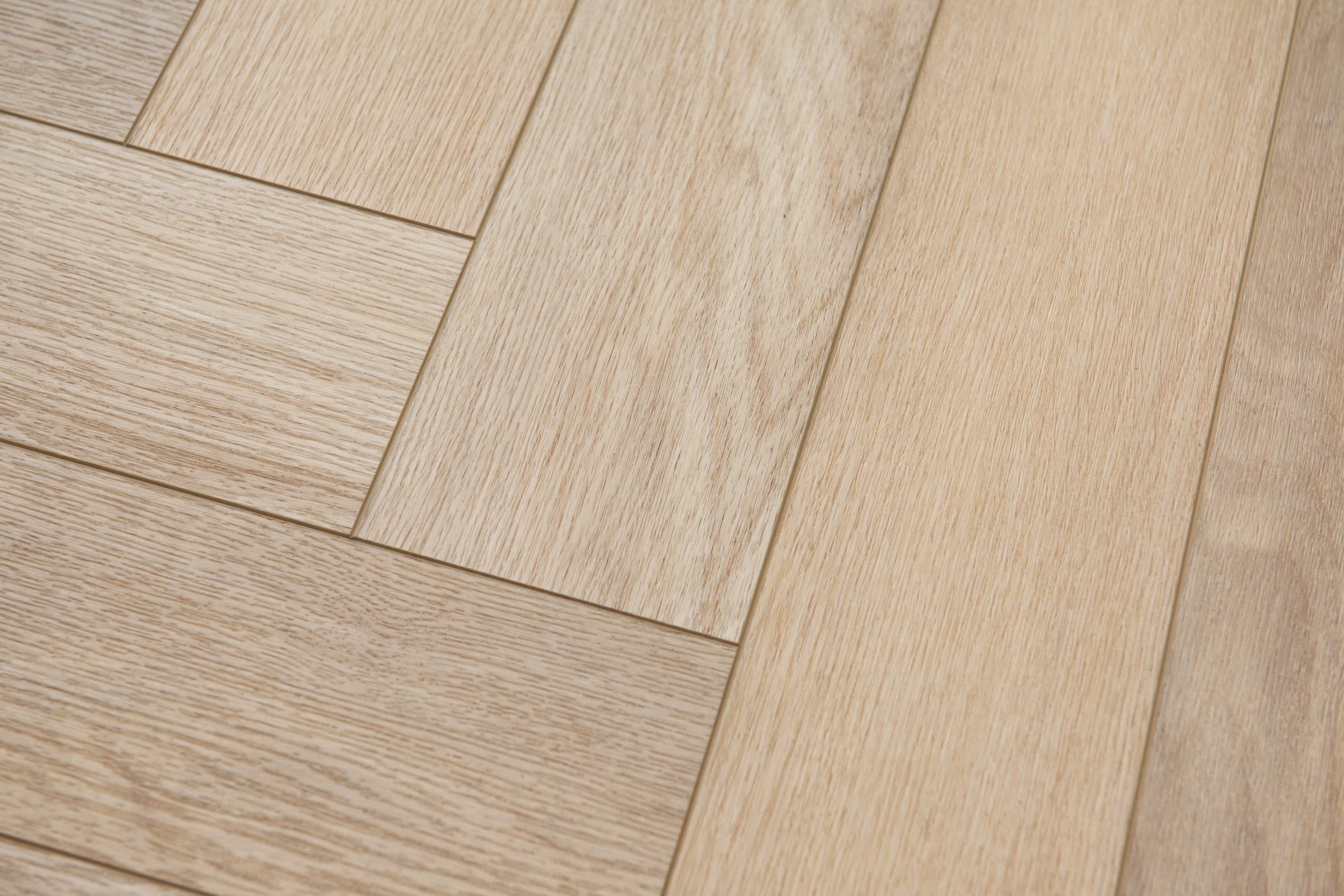 Cielo Oak Herringbone – Wilson & Morgan Floors